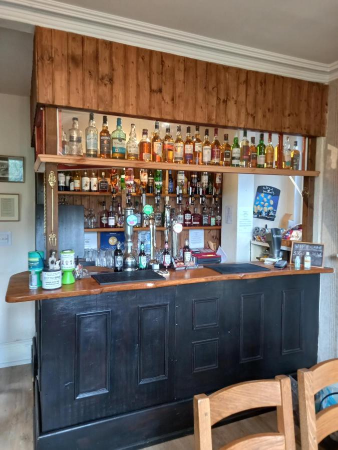 The Tushielaw Inn Selkirk Extérieur photo